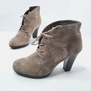 White Mountain Ankle Boots Size 7 Taupe Suede High Block Heel Dressy Booties